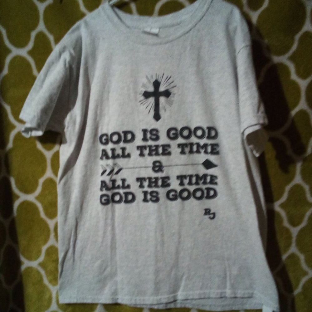 Gildan Shirt